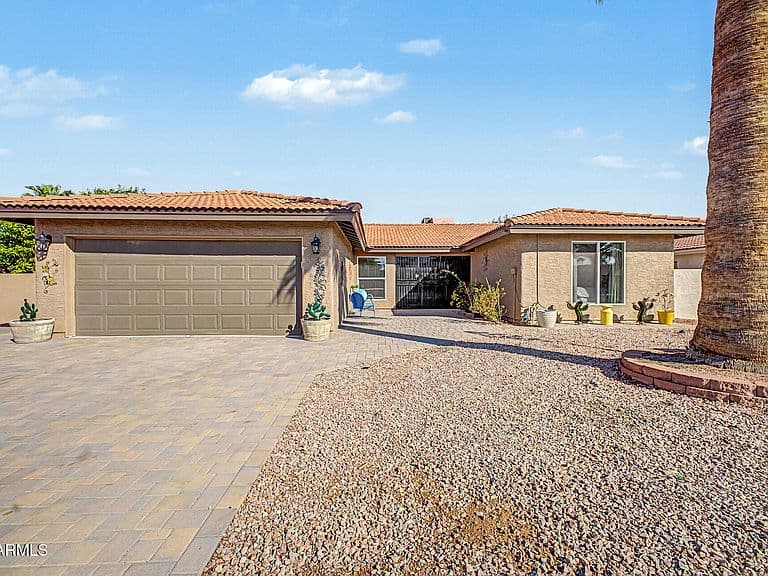 25861 S New Town Drive photo 1