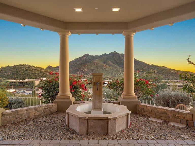 6562 E CAVE CREEK Road photo 4
