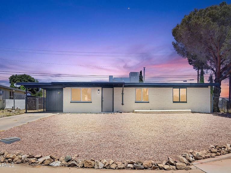2369 SANTA CATALINA Drive photo 2