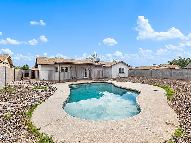 2646 E IMPALA Avenue photo 4