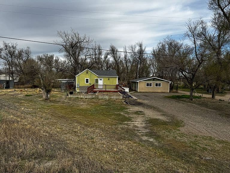 113 3rd Cottonwood Grv photo 1