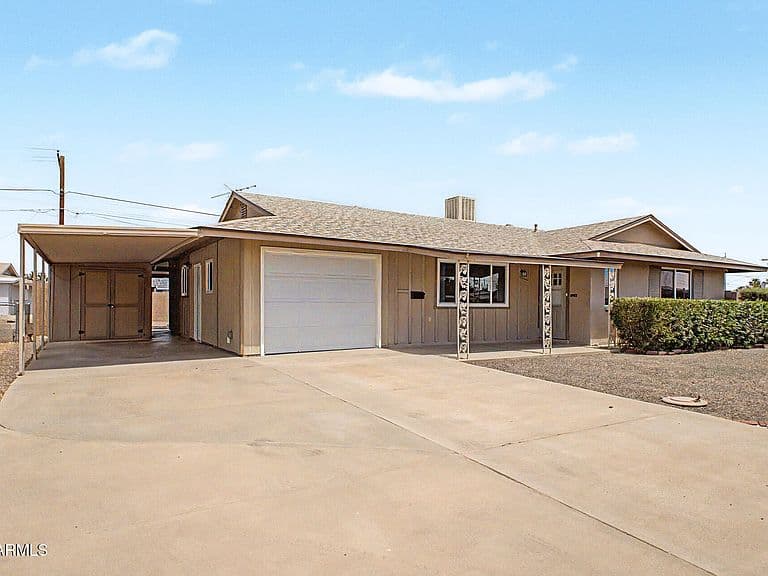 10002 W DESERT HILLS Drive photo 2