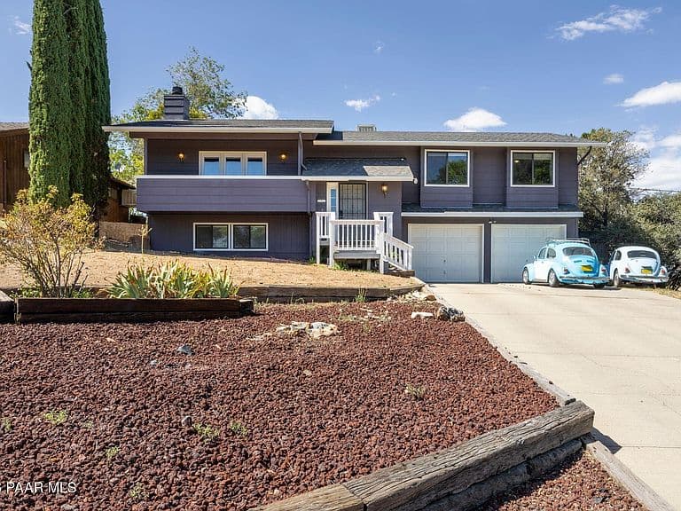 434 Stewart Cir photo 1