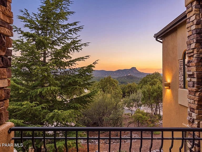 803 Scenic Pointe photo 3