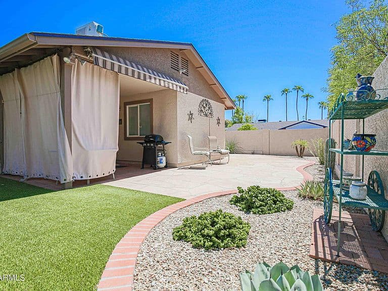 6227 E EVANS Drive photo 5