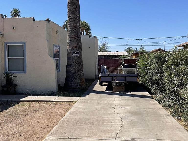 2113 W MONROE Street photo 4