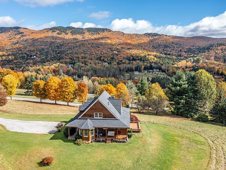 277 Kneeland Hill photo 3