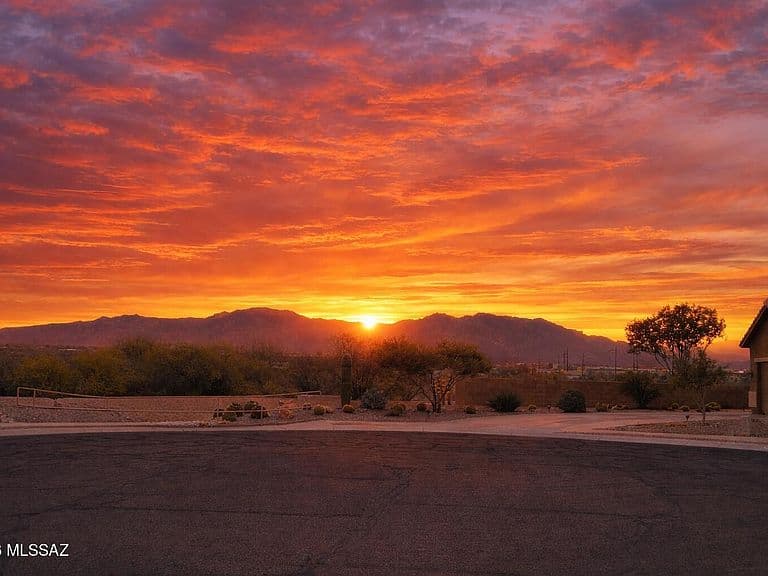 7422 W River Rim Pl photo 2