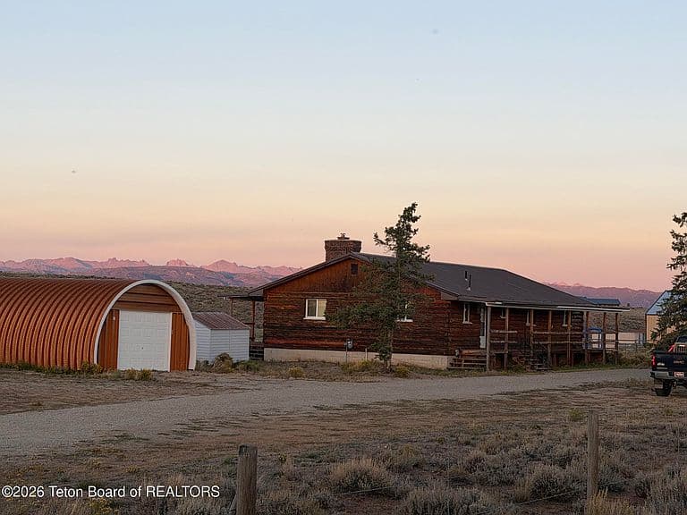 9370 Us Highway 191 photo 2