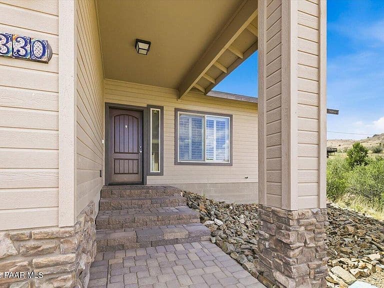 5330 E Sapphire Dr photo 3