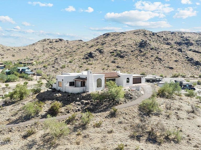 3731 E Fawn Drive photo 1
