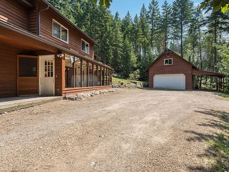 244 Bench Dr photo 3