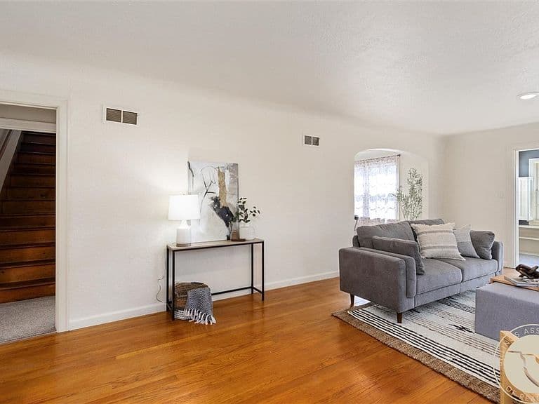 2309 Virginia Ln photo 2