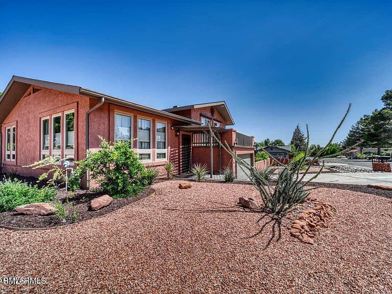 110 Canyon Diablo Rd photo 3