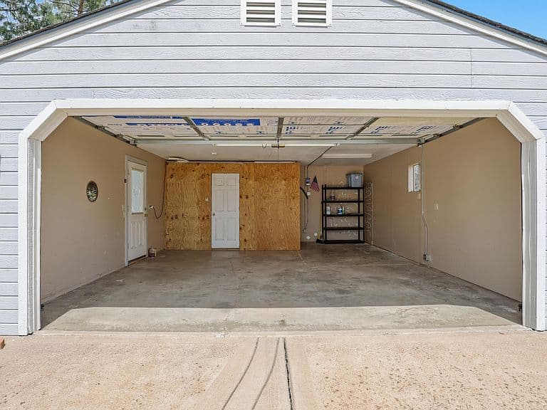 2404 W Palmer Dr photo 3