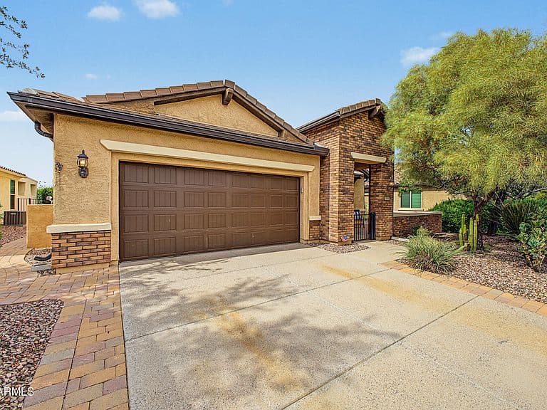 7337 W SILVER SPRING Way photo 5