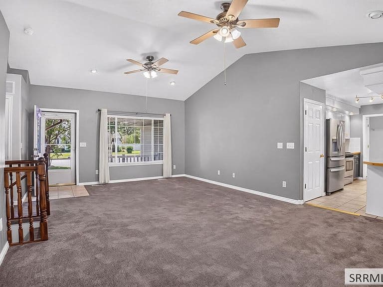 3865 Orchard Cir photo 5