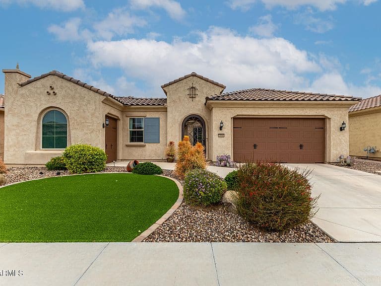 7848 W WILLOW Way photo 2