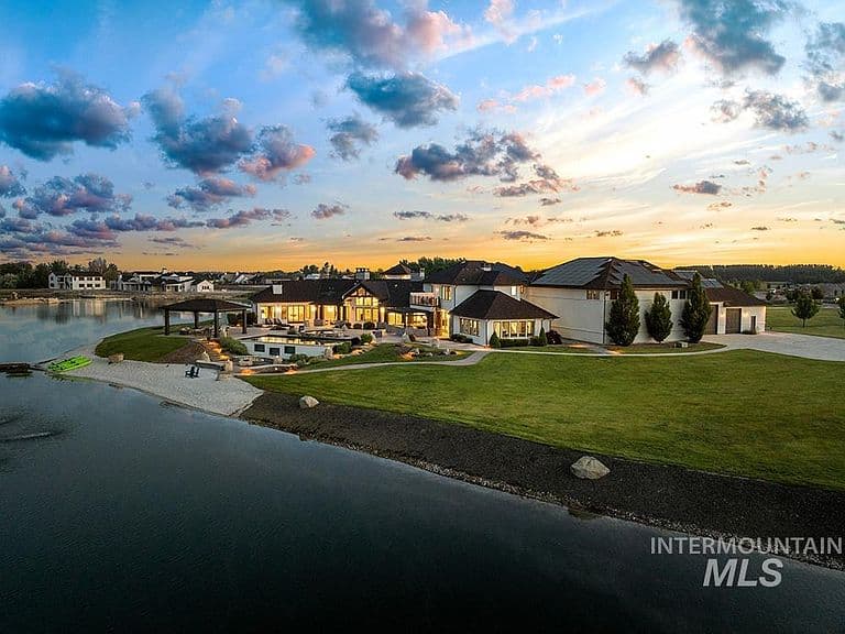 21805 Koa Ln photo 2