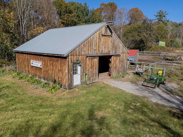 148 County Farm Road photo 1