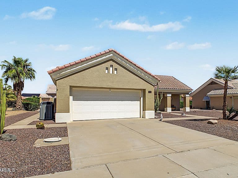 15712 W SENTINEL Drive photo 4