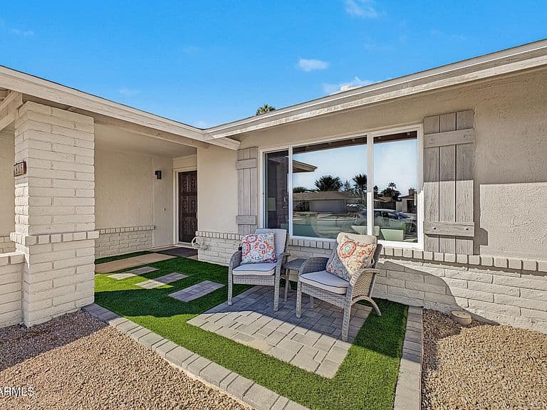 4836 E ACOMA Drive photo 4