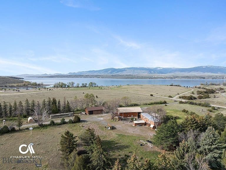 249 Goose Bay Ln photo 1