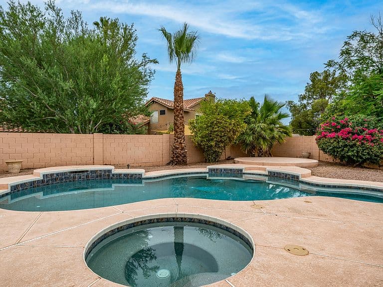 3360 W JASPER Drive photo 2