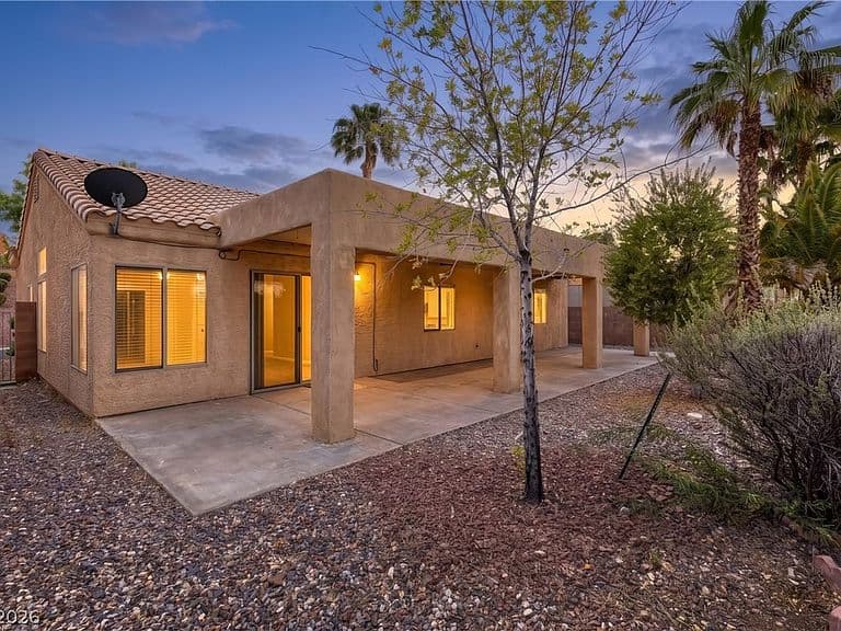 415 Turquoise Cir photo 2