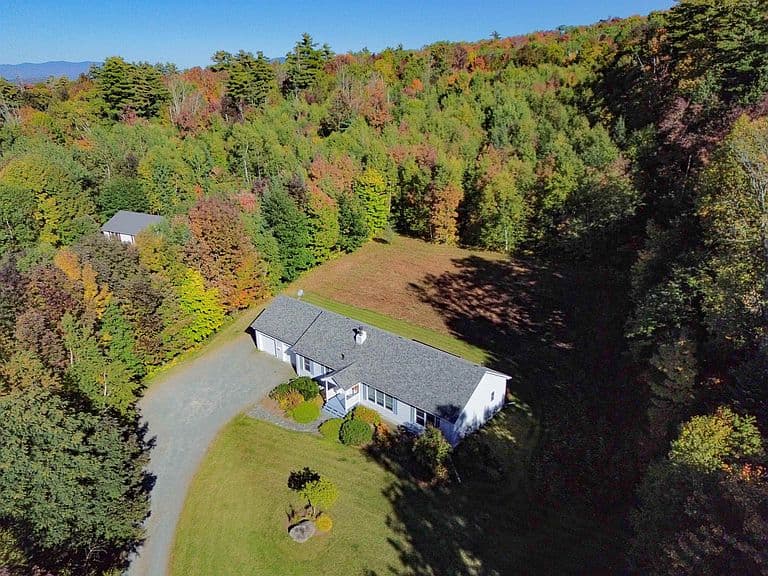 135 Lewis Hill Road photo 2