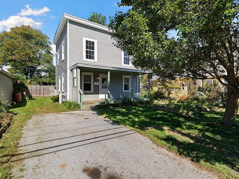 59 Elm Street photo 2