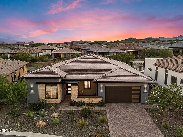 18203 E Paria Canyon Drive photo 5