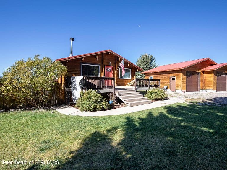 424 Solitude Dr photo 5