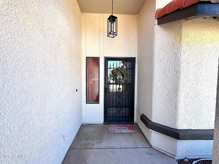 3522 E Navaho Street photo 3
