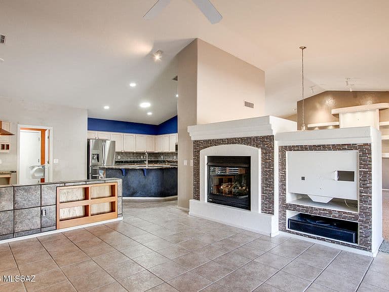 63134 E Flower Ridge Dr photo 3