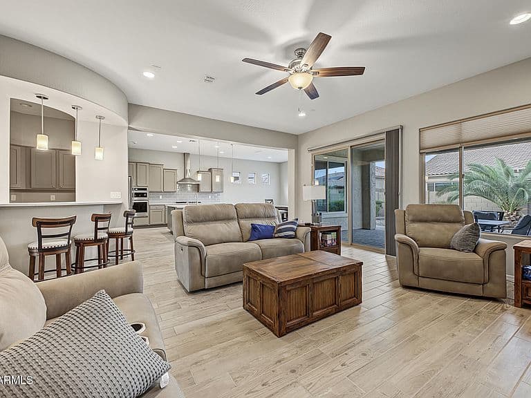 8156 W AUTUMN VISTA Way photo 4