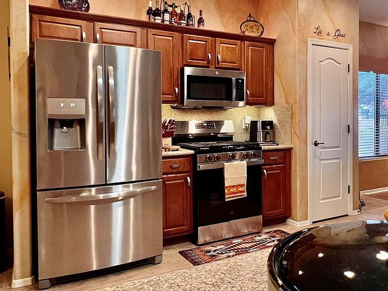 552 W Royal Troon Pl photo 3