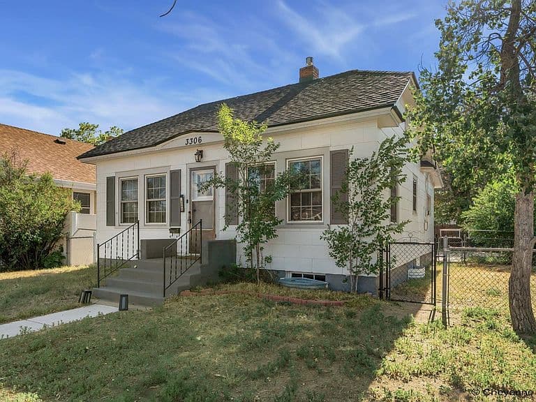 3306 McComb Ave photo 2