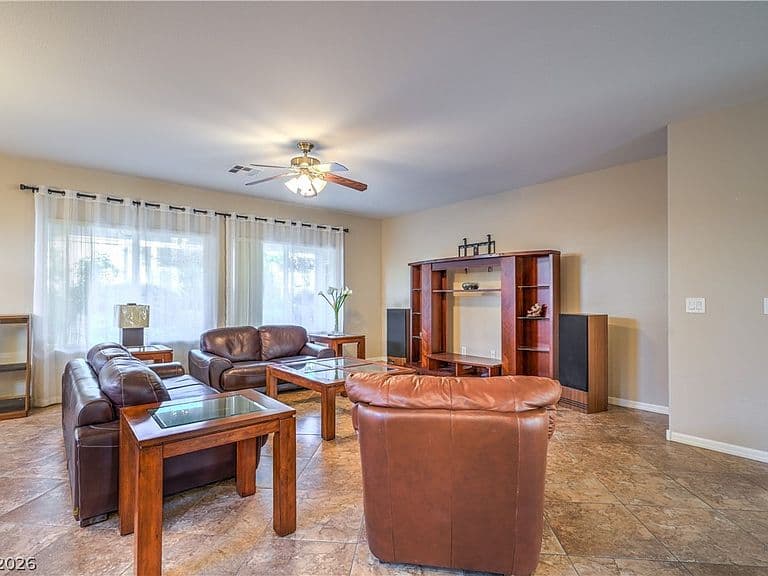 2148 Shadow Canyon Dr photo 5