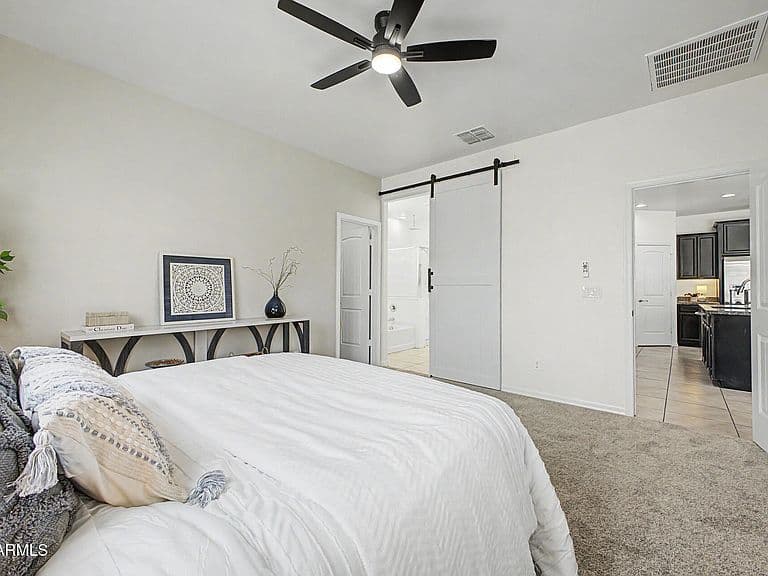 2513 W Arroyo Way photo 2