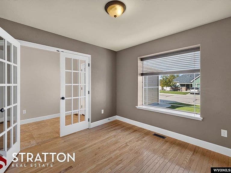 6196 Coronado Dr photo 5