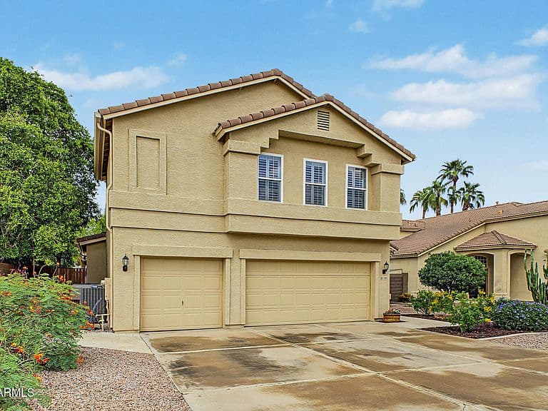 1486 E BARBARITA Avenue photo 3
