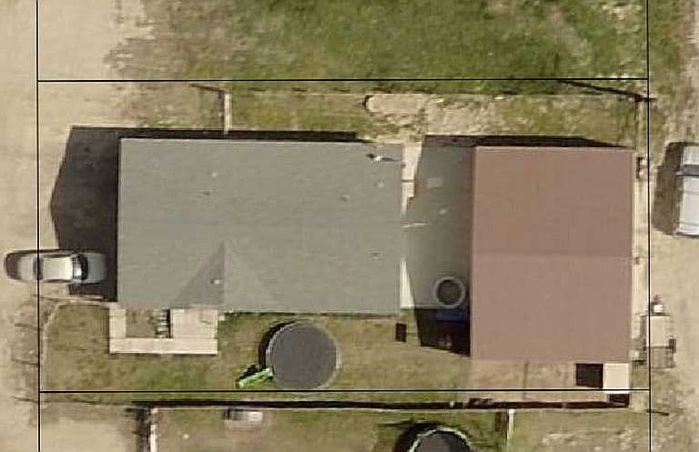 120 Jebens St photo 2