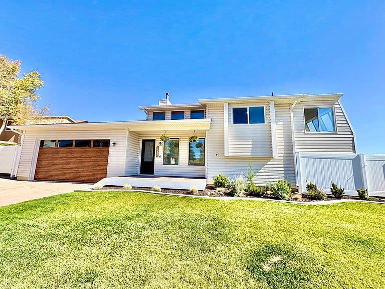 237 Grandview Cir photo 2