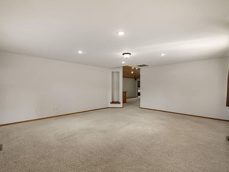 126 Rebeccas Way photo 4