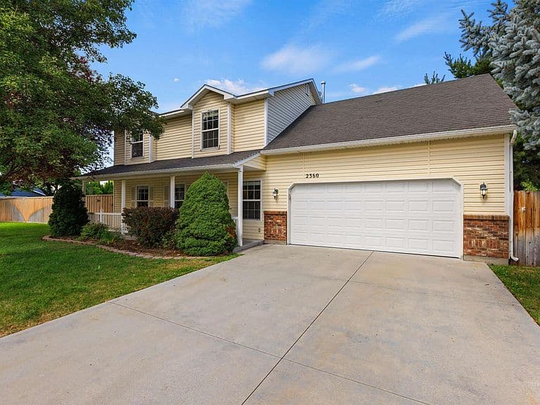 2380 W Baystone Dr photo 1
