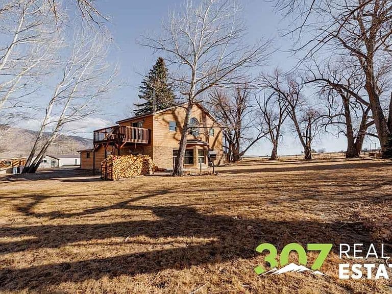 745 Southfork Rd photo 5