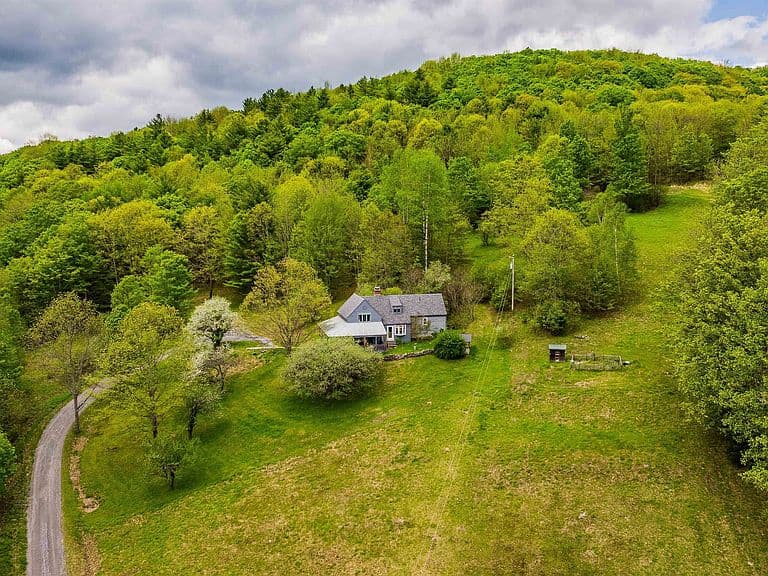 39 Whitcomb Hill Road photo 3