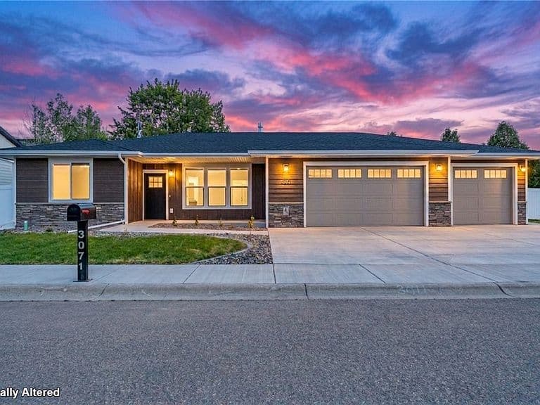 3071 Hunters Ridge Loop photo 1