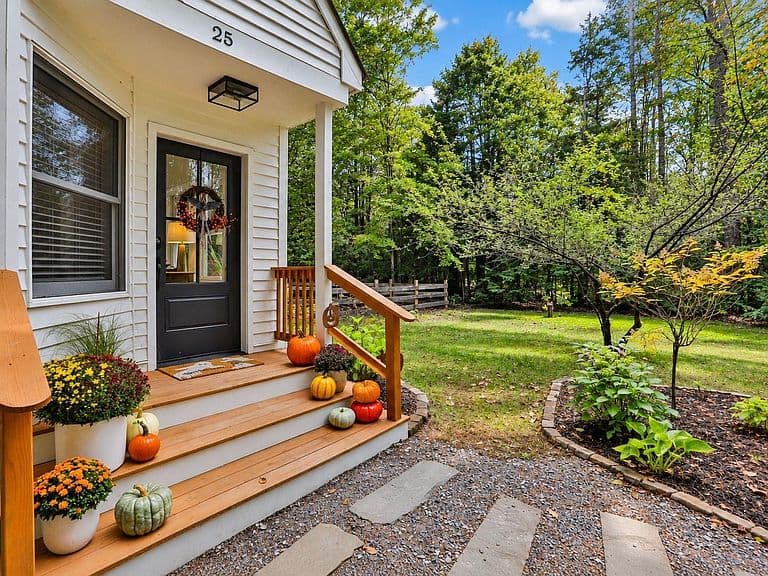 25 Shaw Hill Road photo 1